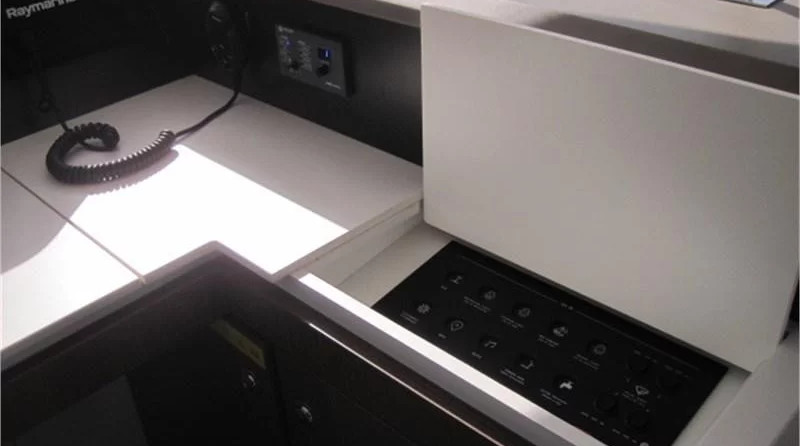 Bali 4.3 (4+2Cab)