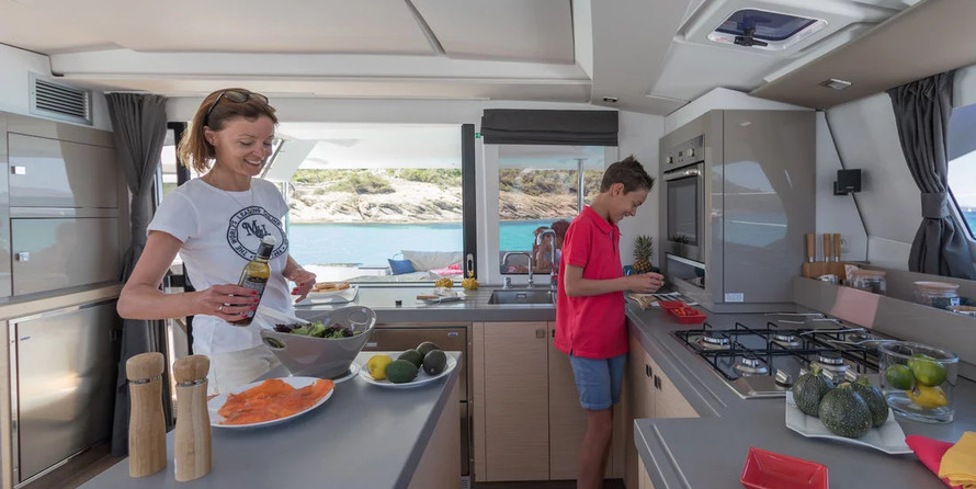 Fountaine Pajot Saona 47