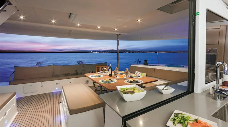 Fountaine Pajot Saba 50