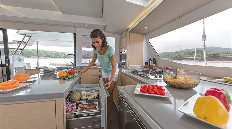 Fountaine Pajot Saba 50