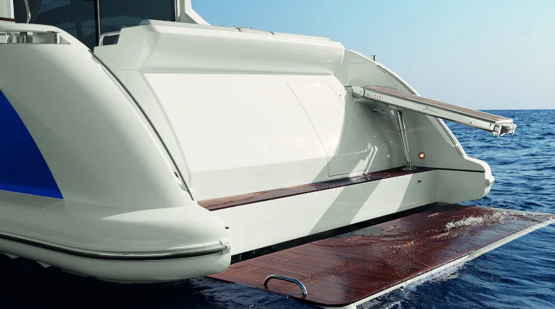 Azimut 60