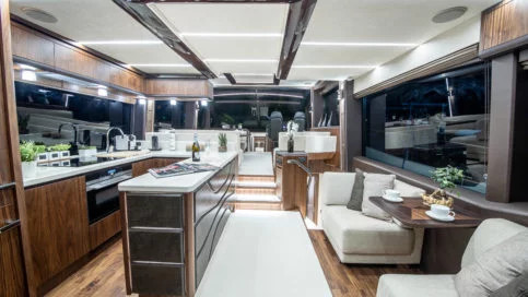 Galeon 680 FLY
