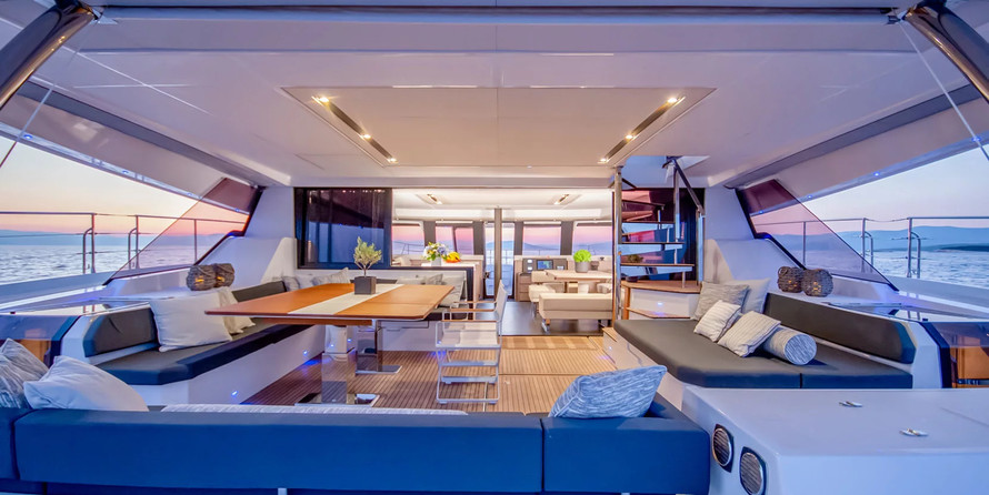 Fountaine Pajot Power 67