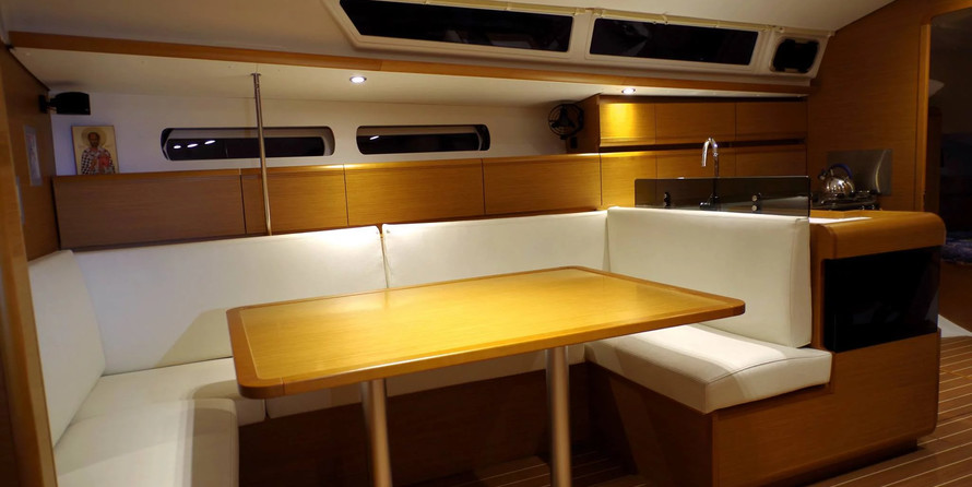 Sun Odyssey 439