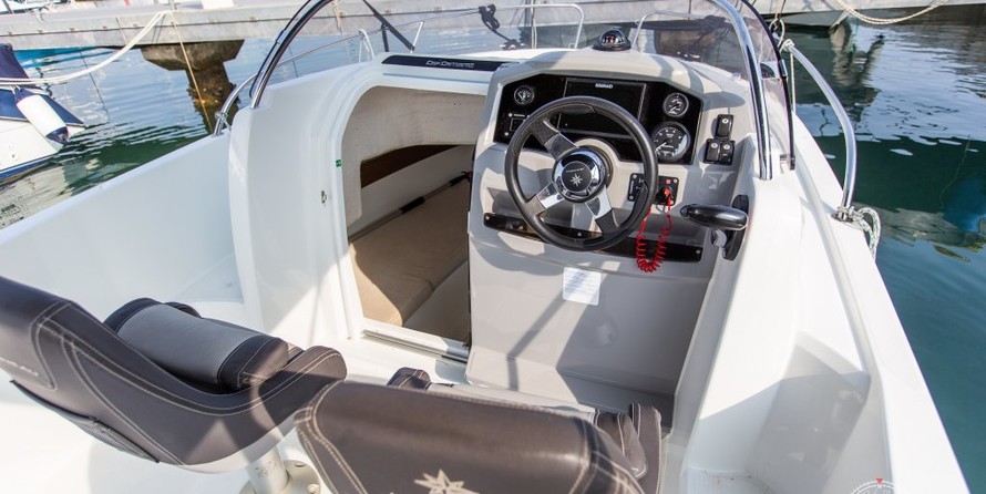 Jeanneau Cap Camarat 5.5 WA