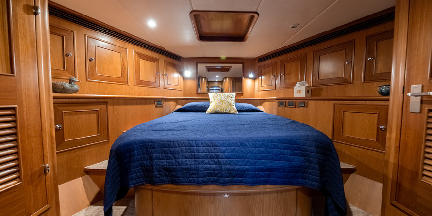 Outer reef yachts lrc cockpit motor yacht