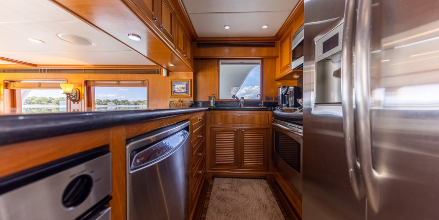 Outer reef yachts lrc cockpit motor yacht