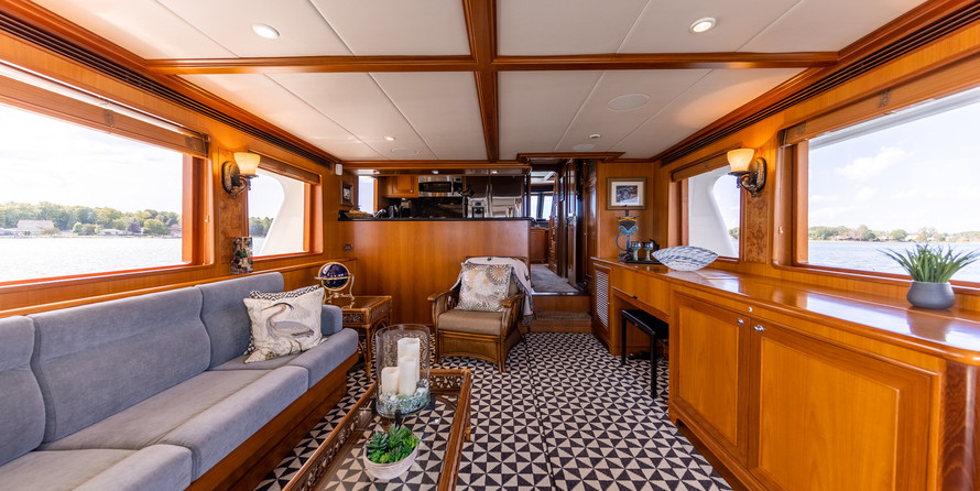 Outer reef yachts lrc cockpit motor yacht