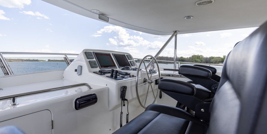Outer reef yachts lrc cockpit motor yacht