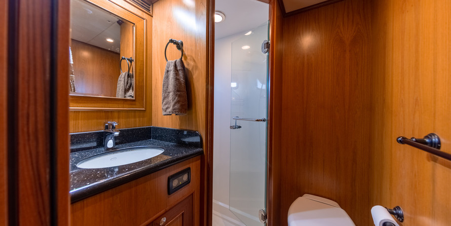 Outer reef yachts lrc cockpit motor yacht