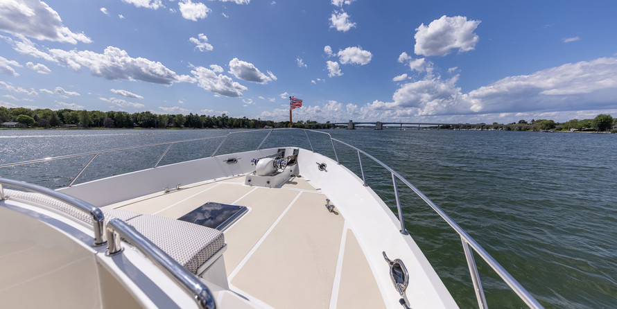 Outer reef yachts lrc cockpit motor yacht