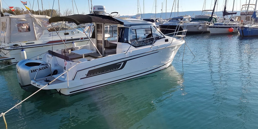 Merry Fisher 795