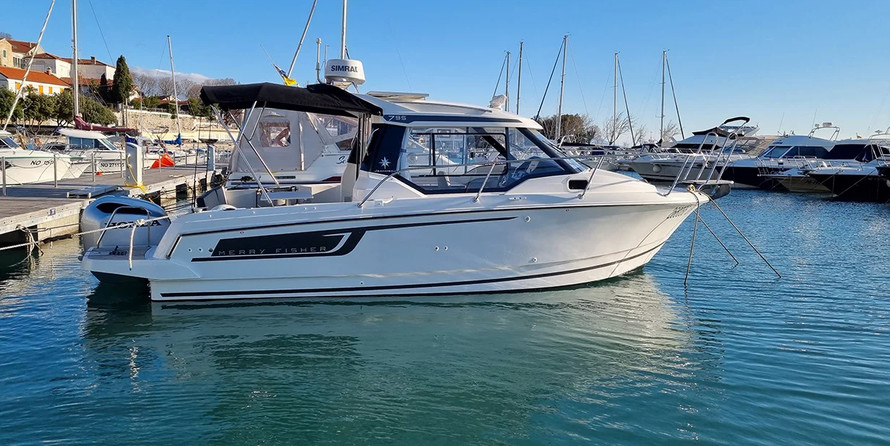 Merry Fisher 795