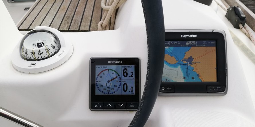 Dufour 310 Grand Large