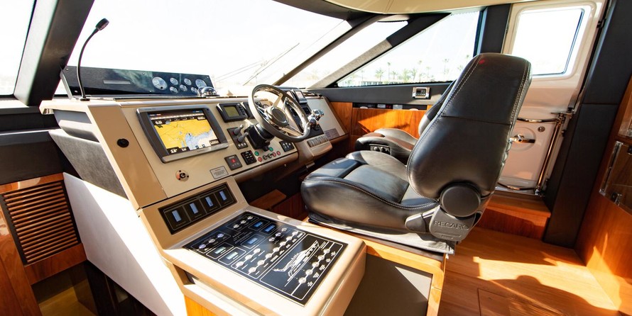 Fairline Squadron 65