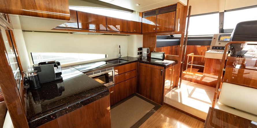 Fairline Squadron 65