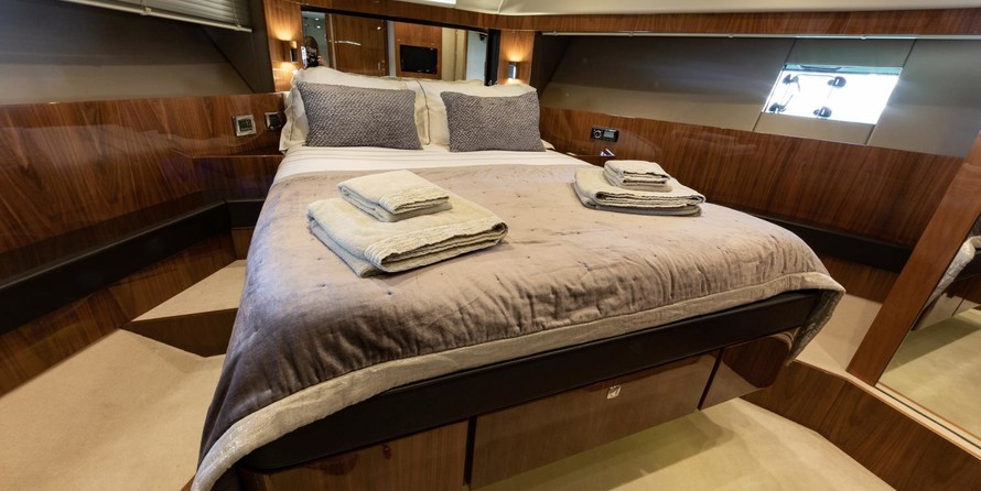 Fairline Squadron 65