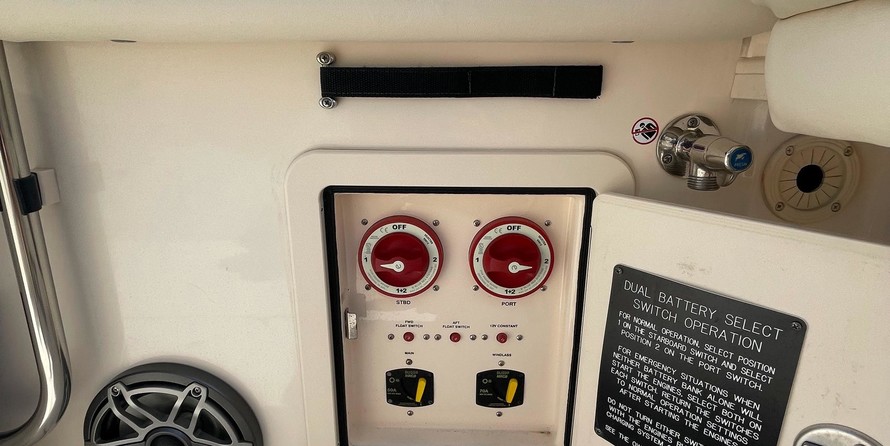 Grady-White Canyon 336