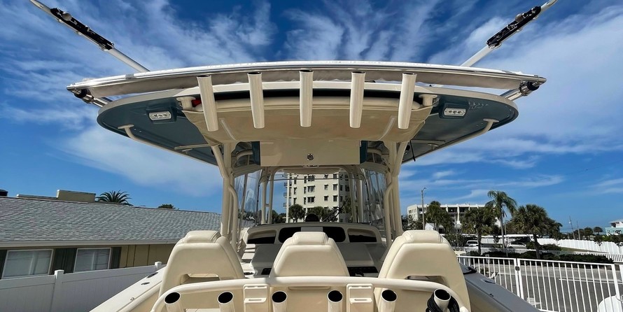 Grady-White Canyon 336