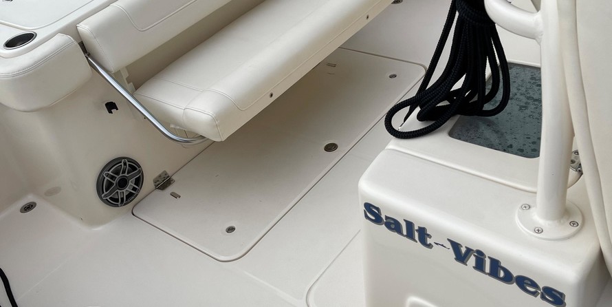 Grady-White Canyon 336