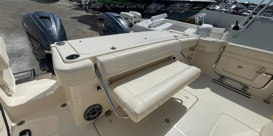 Grady-White Canyon 336