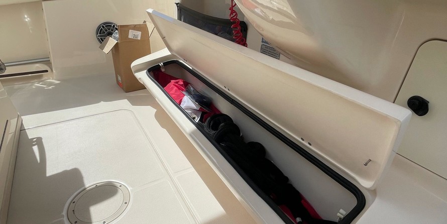 Grady-White Canyon 336