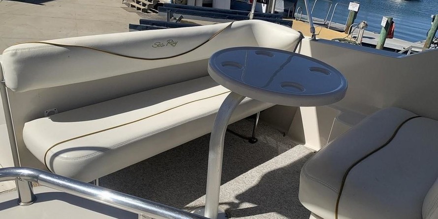 Sea Ray 240 Sundancer
