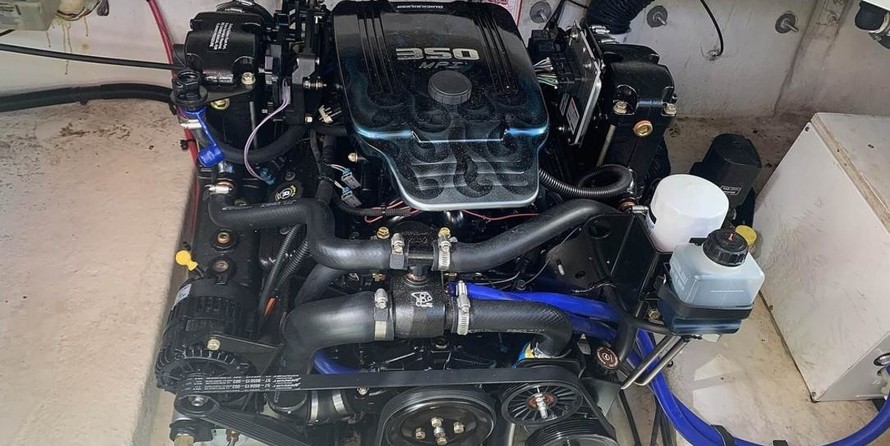 Sea Ray 240 Sundancer