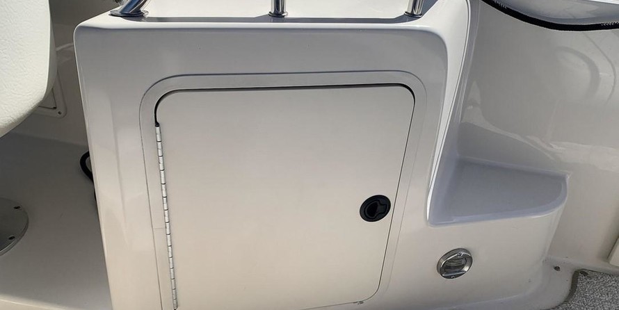 Sea Ray 240 Sundancer