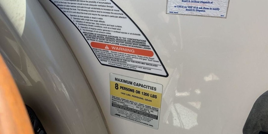 Sea Ray 240 Sundancer