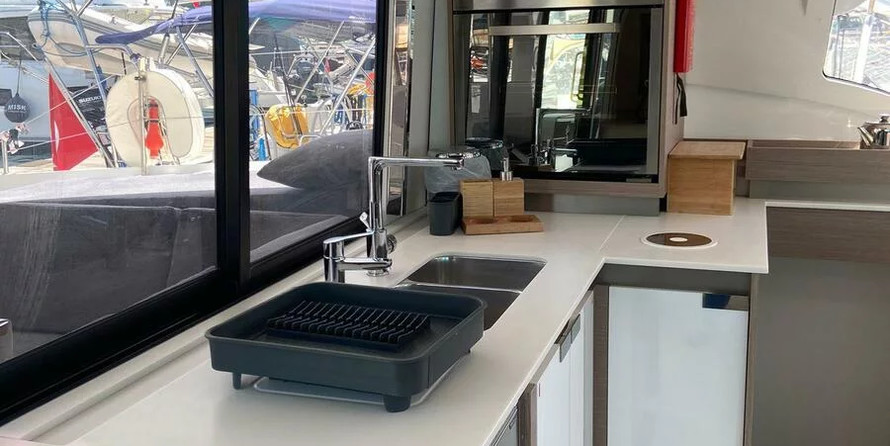 Fountaine Pajot Elba 45