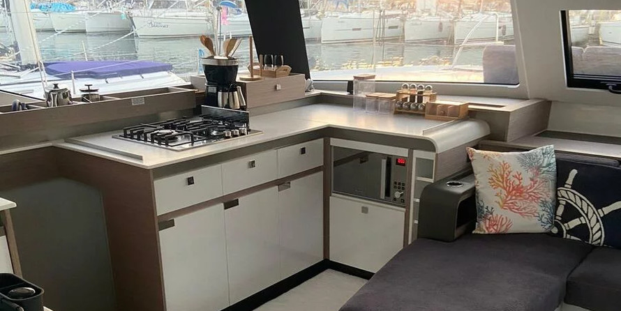 Fountaine Pajot Elba 45