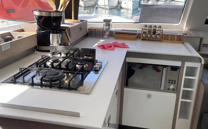 Fountaine Pajot Elba 45