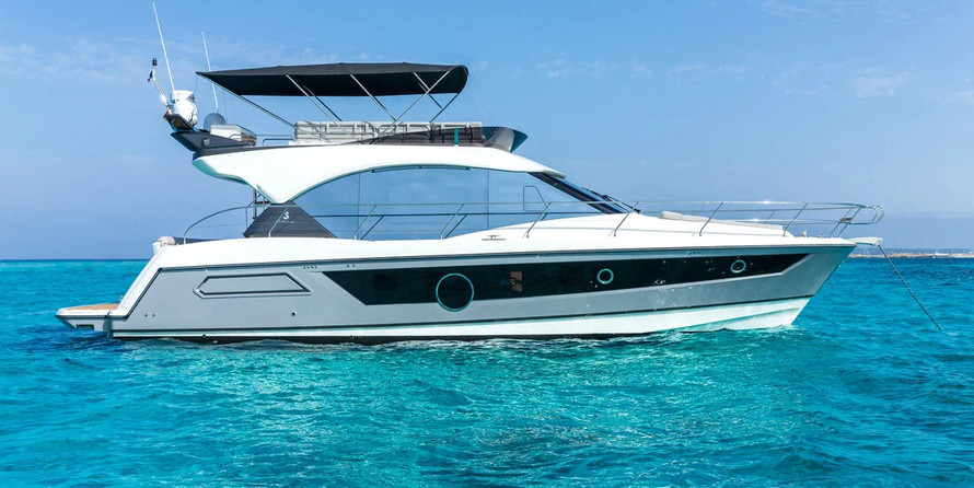 Beneteau Monte Carlo 52