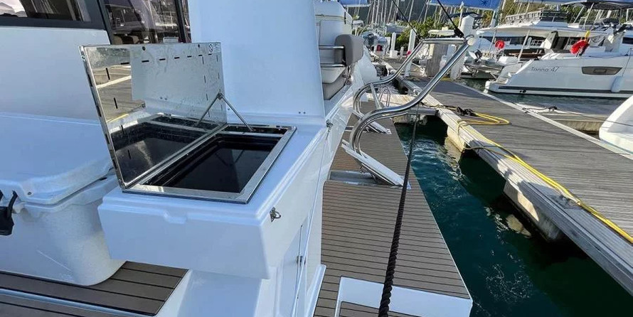 Bali 5.4 - 6 + 2 cab.