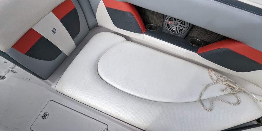 Four Winns HD270RS OB