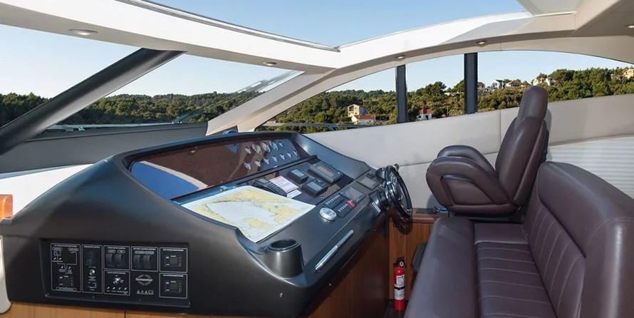 Sunseeker Predator 62 - 3 cab.