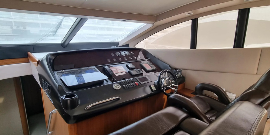 Sunseeker Predator 62 - 3 cab.