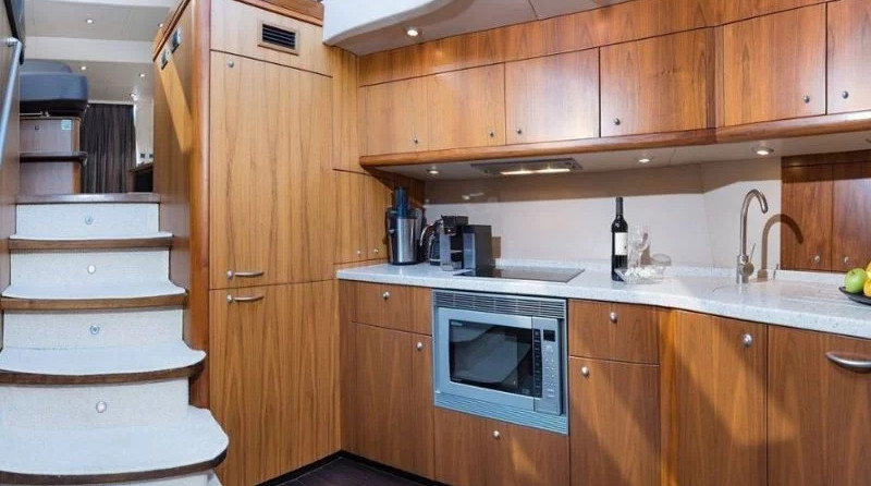 Sunseeker Predator 62 - 3 cab.