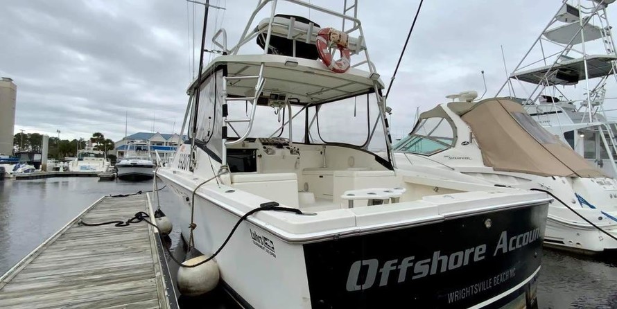 Luhrs 290 open