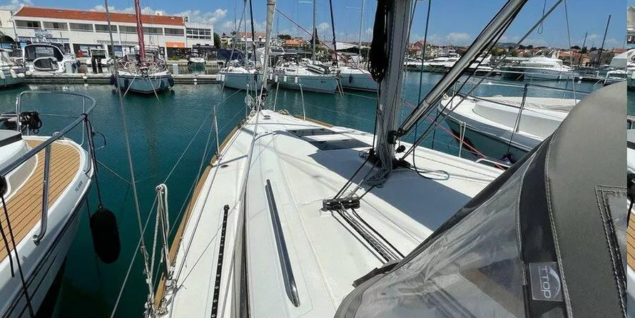 Beneteau Oceanis 35.1