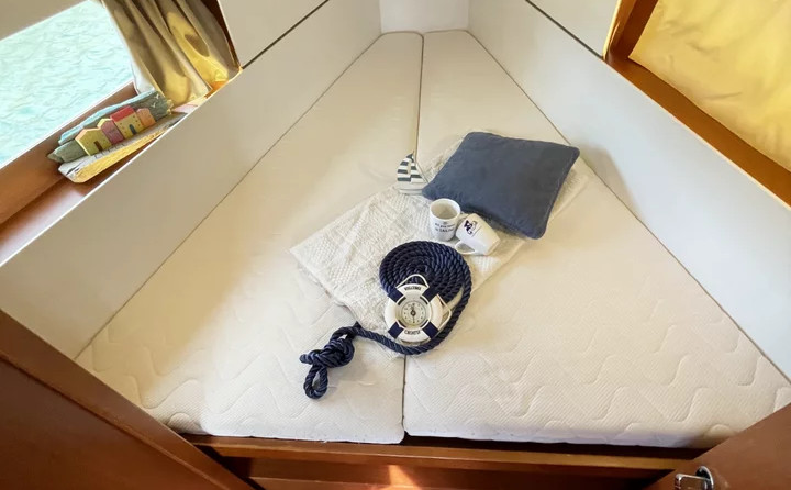 Beneteau Oceanis 35.1