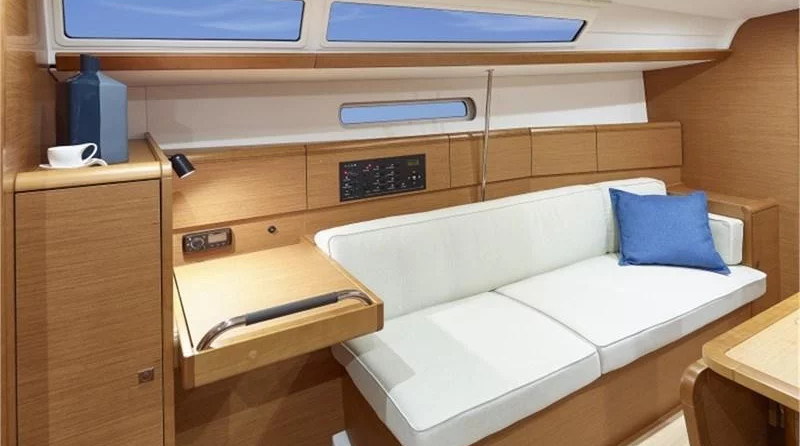 Jeanneau Sun Odyssey 389