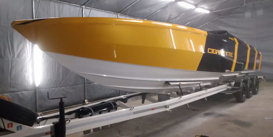 Cigarette 38 Top Gun 1400 HP