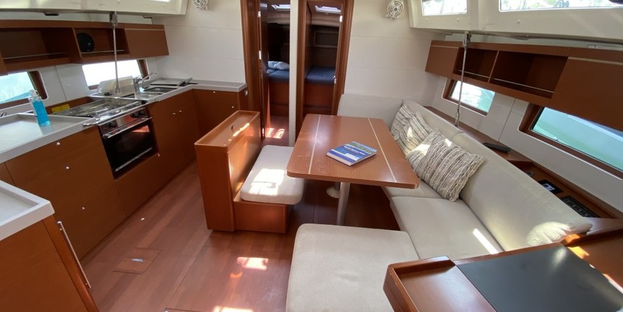 Beneteau Oceanis 46.1