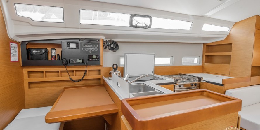 Jeanneau Sun Odyssey 410