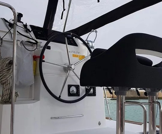 Lagoon 40 - 4 + 2 cab