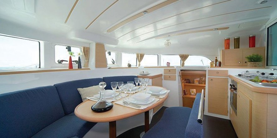 Lagoon 380