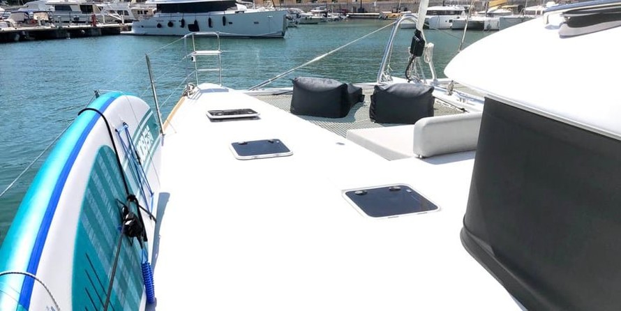 Lagoon 620