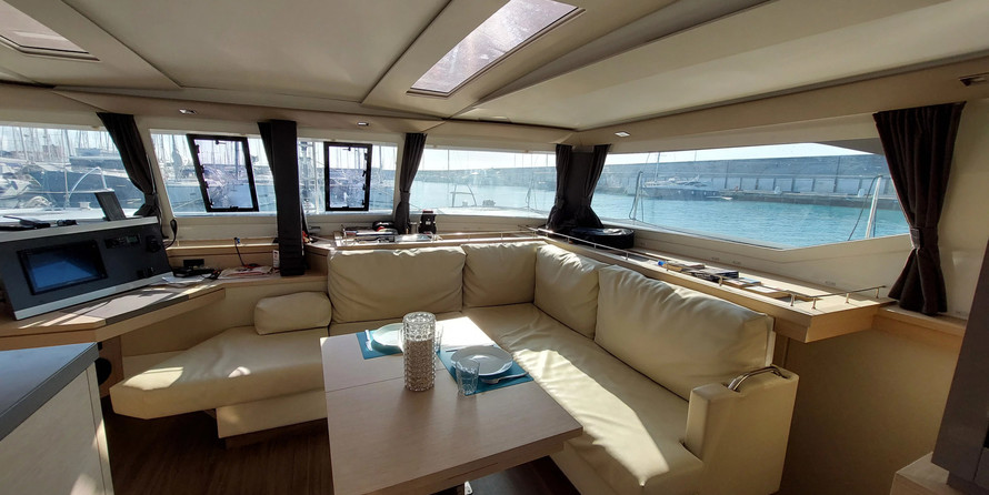 Fountaine Pajot Saona 47